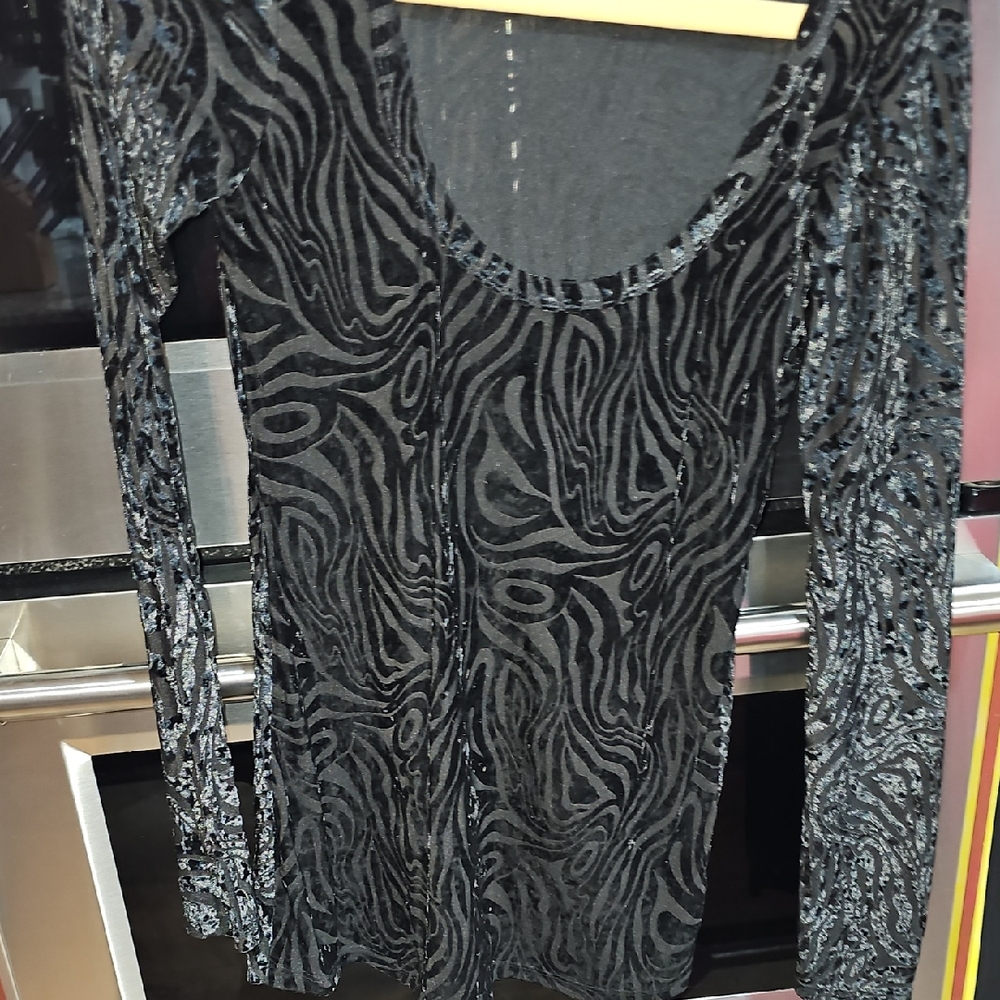 Elegant Black Long Sleeve Top
